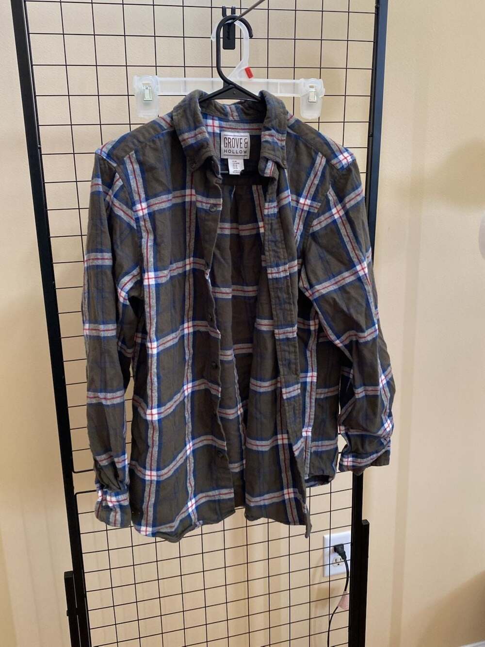 Grove & Hollow Plaid Flannel Shirt Size M Olive Green Blue Red Button Down